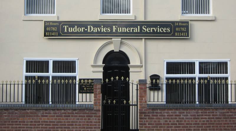 Tudor-Davies Funeral Home